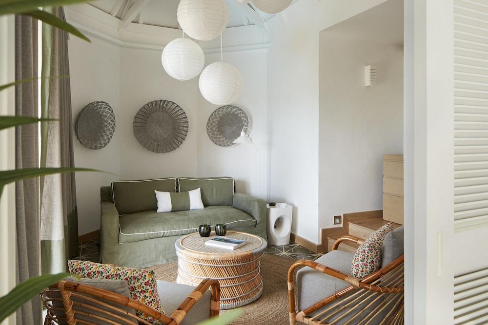 Lux* Grand Gaube Resort & Villas Εξωτερικό φωτογραφία A living room