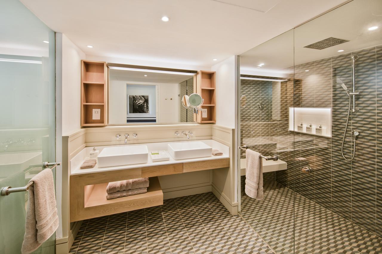 Lux* Grand Gaube Resort & Villas Εξωτερικό φωτογραφία Bathroom