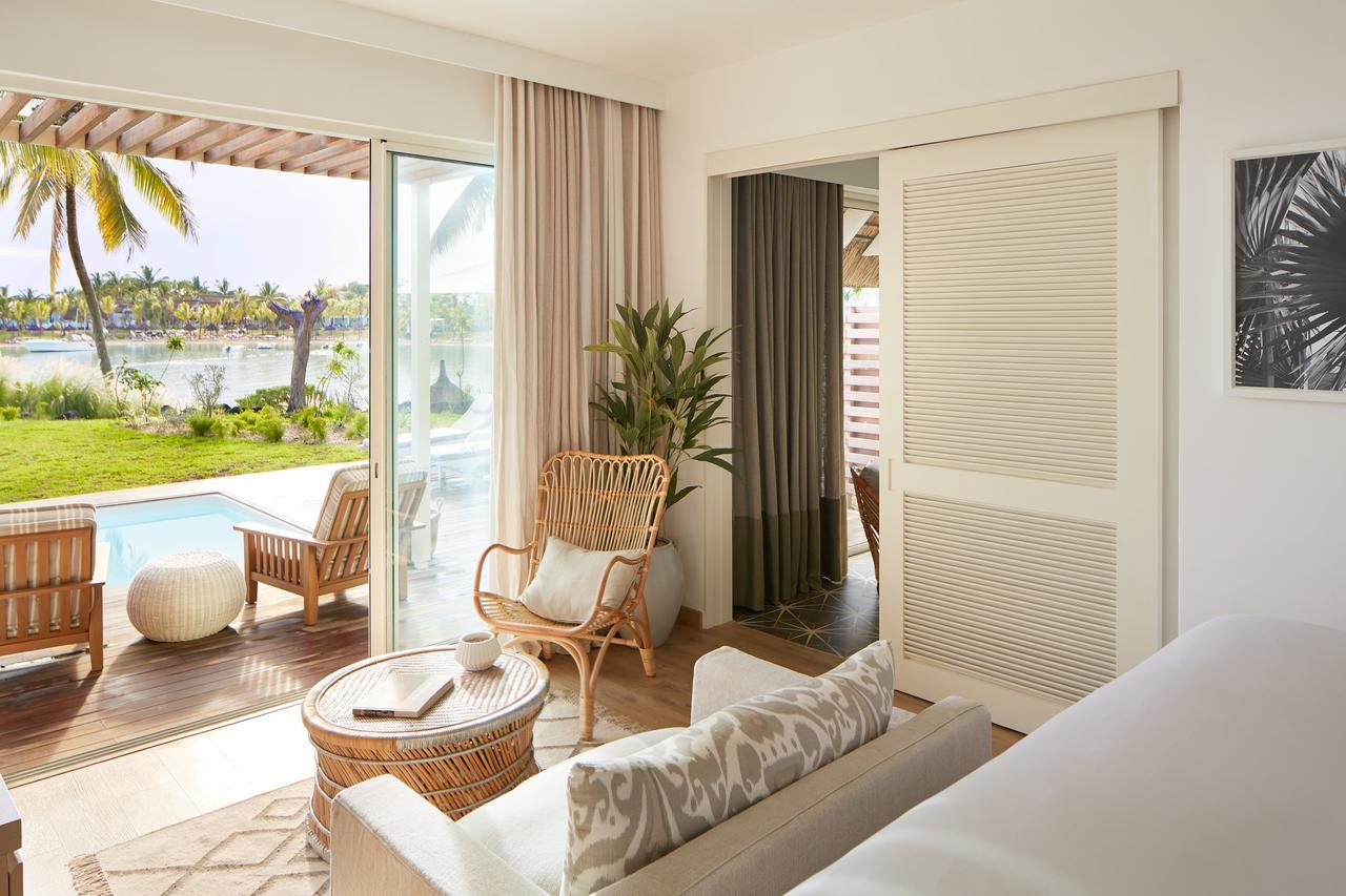 Lux* Grand Gaube Resort & Villas Εξωτερικό φωτογραφία A room at the resort